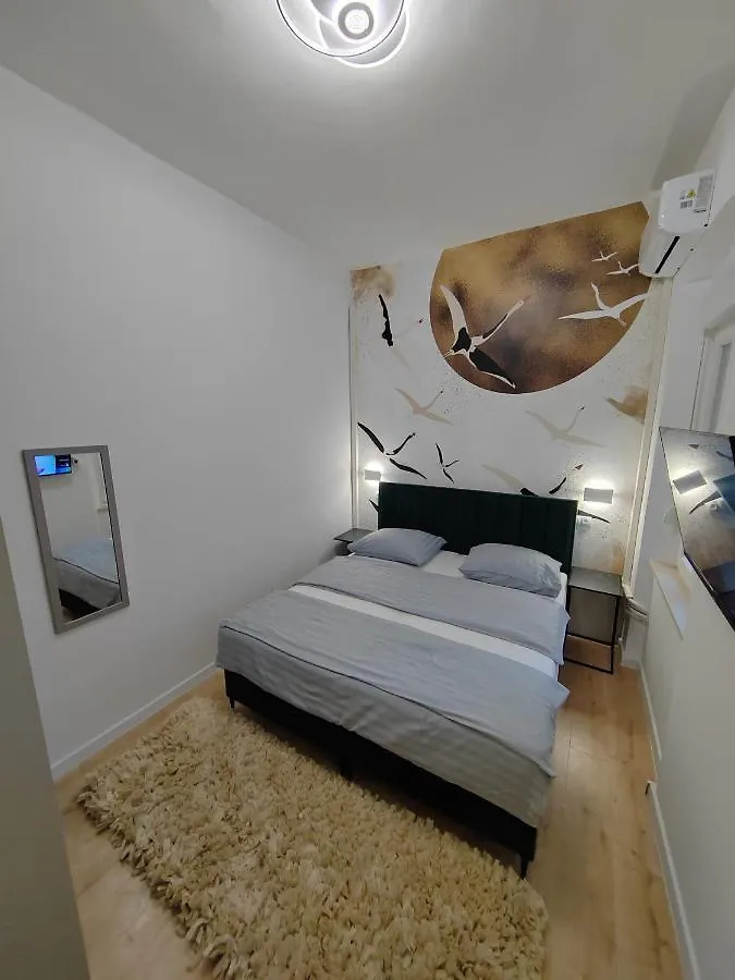 Town Square Apartment ザダル